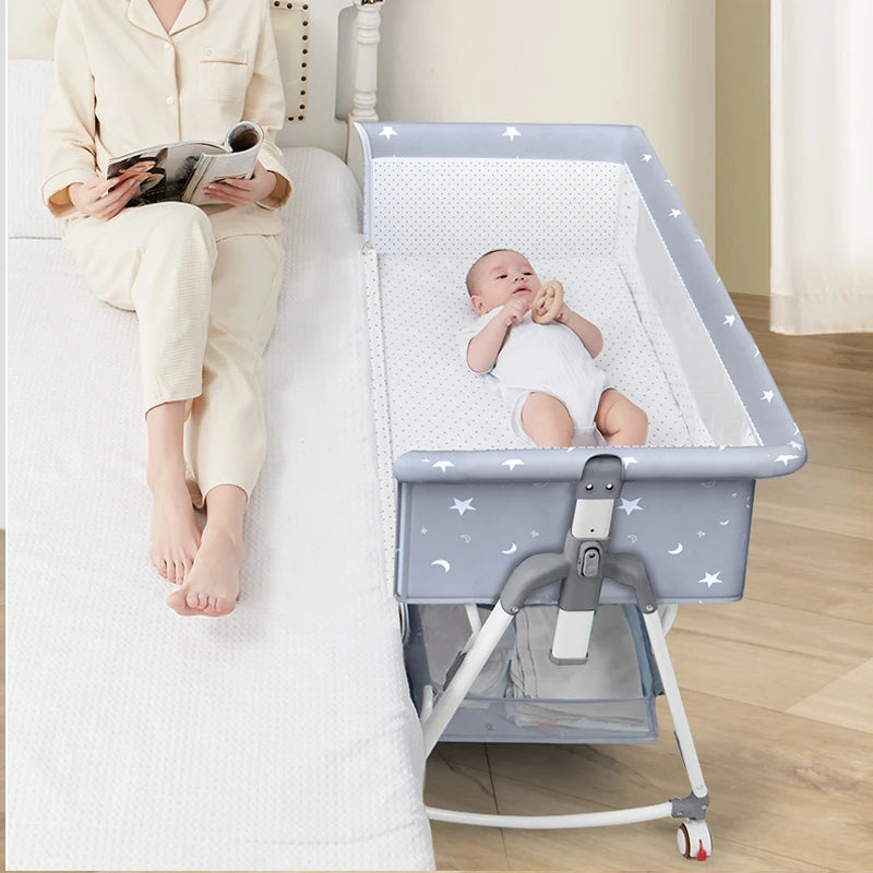 Multifunctional Baby Crib: Foldable and Adjustable